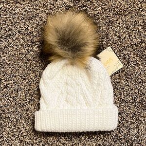 Cozy White Knit Pom-Pom Hat for Babies NWT